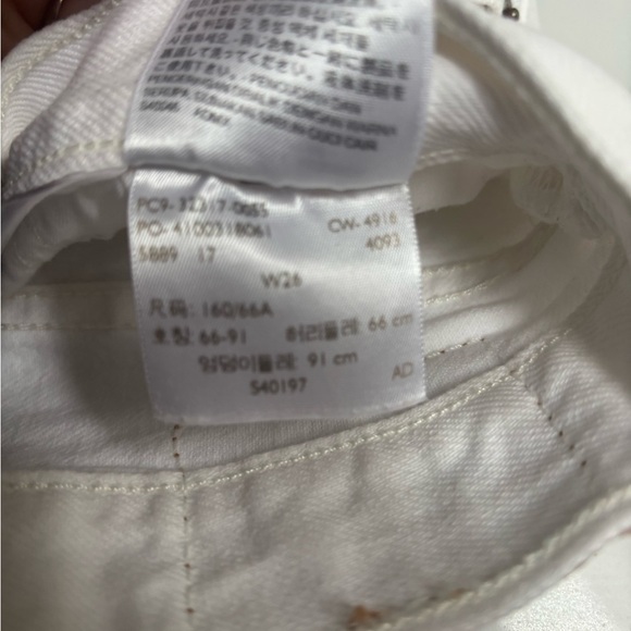 levi and Straus size 26 button fly Women's White Denim Shorts - Picture 4 of 4